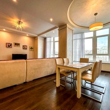 Сдам квартиру. Топ Локация. Французкий бульвар. 88м2. 6 этаж