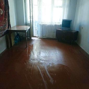 Продам 3х-кімнатна,2-поверх.