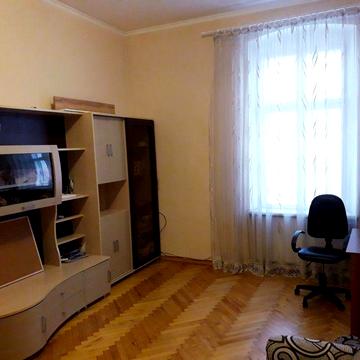 Продається 2-х кімнатна квартира по вул. Переяславській, центр міста