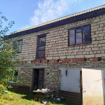 Продам будинок недобудову в селі Кадиївці