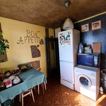 Продаж 2-ої квартири Дніпровський р-н вул. Андрія Малишка 37
