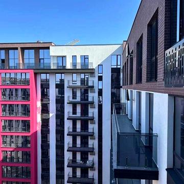 Терміновий продаж 1 кім. біля озера ЖК Manhattan UP
