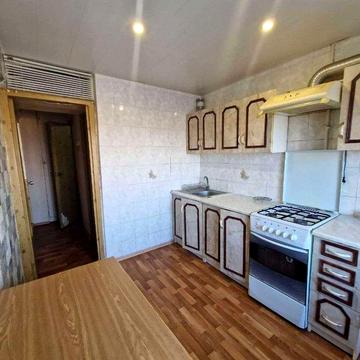 Сдам реальную 2х комнатную Красный Камень