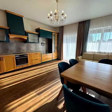 Назарія Яремчука вул.