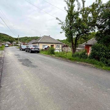 Центральна