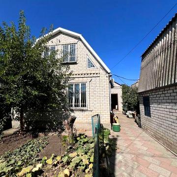 В продаже жилой дом в Александровке, пригород Черноморска.