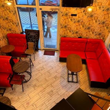 Прорізна вул., 5