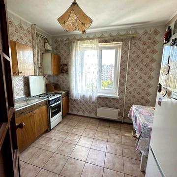 Гетьмана Полуботка вул., 80
