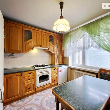 Продаж 3к Квартира Юності проспект