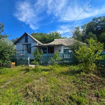 Продаж будинку 5 хв від торгового центру на авто