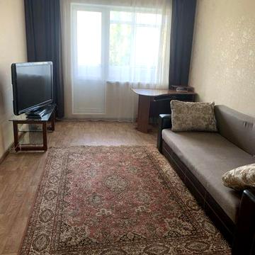 Аренда 1к.кв. возле ст.м.Победа (своя)