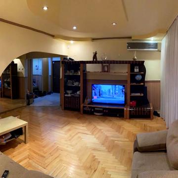 Минайська вул., 17