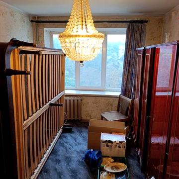 Продаж 3-кімнатної квартири на вул. Академіка Сахарова.