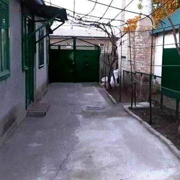 Дом на Слободке  с 10 сотками земли