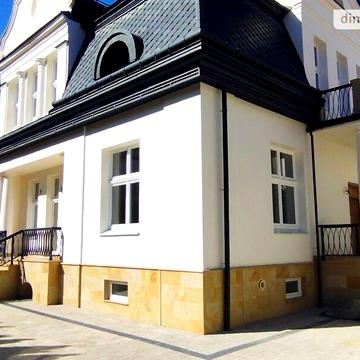 Довгострокова оренда 9к Дім Андрія Мельника вулиця