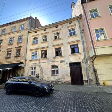 Продаж 2 кім.квартири по вул.Вірменська, в самому центрі Львова