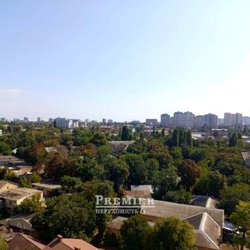 Велика квартира з вікнами на море та внутрішній двір 62м2 ЖК Одесский дворик