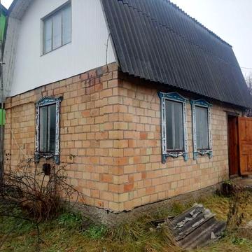 Продам будиночок Плесецьке Фастівський район.