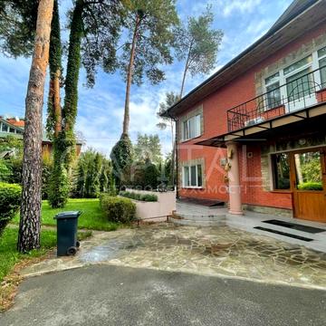 Київська вул.