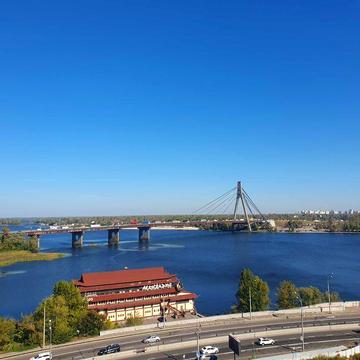 Продаж двокімнатної квартири Київ, вул. Набережно-Рибальська дорога. ЖК DOCK 32