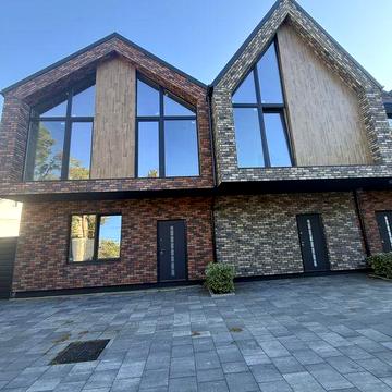 Таунхаус у центрі Ірпеня! Всі міські комунікації! Газ!