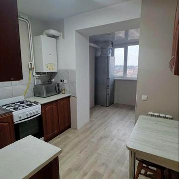 Продам 1-комнатную киевку с агв на Бадаева