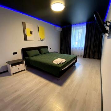 Сучасна 1к квартира на пл. Визволення