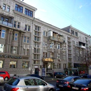 Квартира 2к, центр, перший поверх – житло чи офіс Університет Петлюри