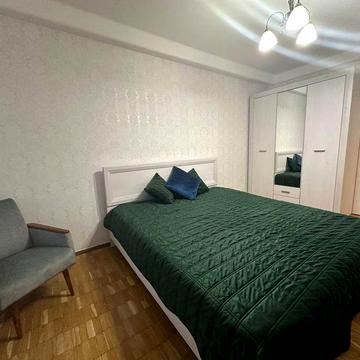 Печерськ!Здам затишну 3-квартиру по вулиці Коновальця 35