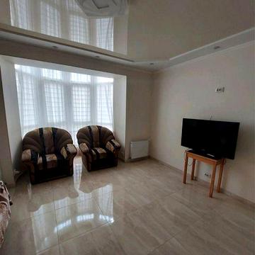 Продається чотирьохкімнатна квартира в Калиновій Слободі