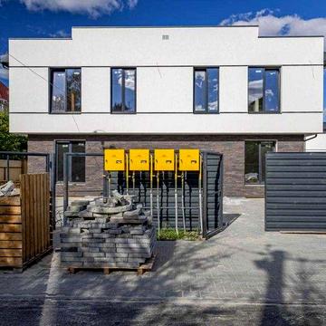 Дуплекси біля лісу на етапі будівництва. ГАЗ! Софіївська Борщагівка