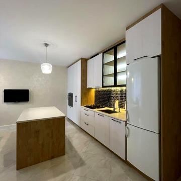 Продаж 3к квартири з ремонтом, балкон, гардероб