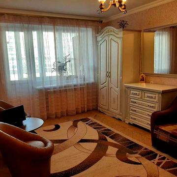 Ст.М.Політехнічний інститут 15хв. Оренда 1-к вул.Леся Курбаса 3-б