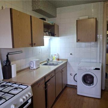 Продам 3х кімнатну квартиру Шевченків.район, вул. Військбуд 14900 у.е