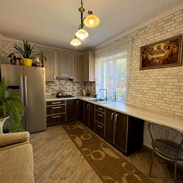 Харківська вул.