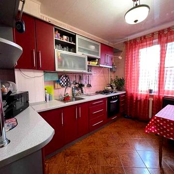 Продаж 3-кімнатної квартири вул. Г.Крут (біля Атріума)