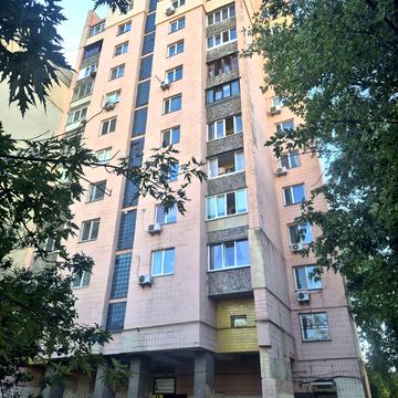 Зої Гайдай вул., 3