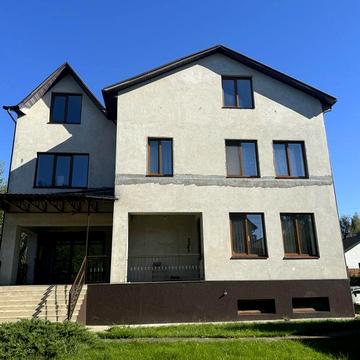Здається в оренду  будинок біля комплексу Чайка