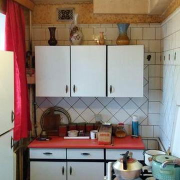 Продам 1 из.кв,3/9,Нов.Дома (Льва Ландау 20),общ=37 кв.м,кирпич.