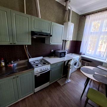 Оренда 2 кім. Вул. Ярослава Мудрого, (Цирк)