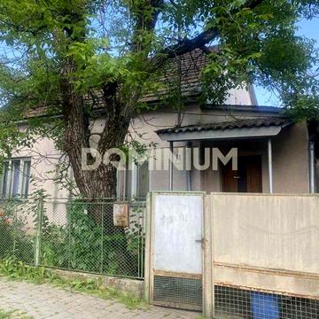 Продається будинок у м. Хуст