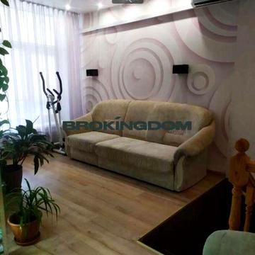 Продаж 2 рівневої квартири с. Білогородка  Білий Шоколад