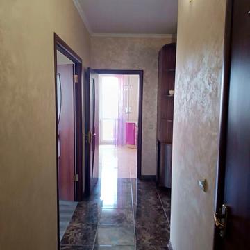 Продам 3-кімнатну квартиру на вул. Вербицького, Новояворівськ