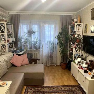 Двокімнатна квартира з ремонтом на вулиці Балківська