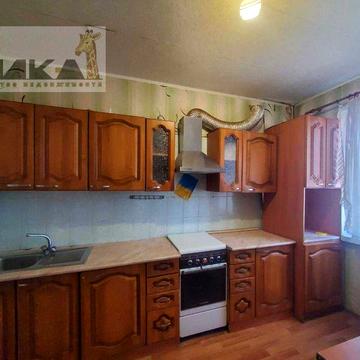 Продам 4-х кімнатну квартиру вул. Рубана