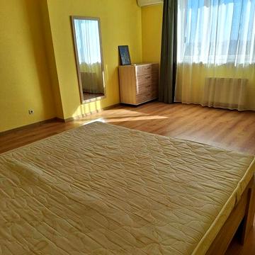 Сдам м.Житомирська вул. Львівська 22/25 двокімнатну квартиру