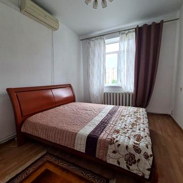 Бульварно-Кудрявська вул. (Воровського), 38