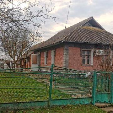 Будинок Малиничи 35 соток землі