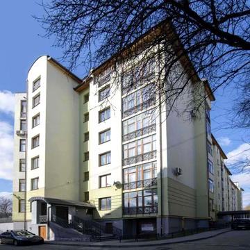 Іллі Мечникова вул., 20