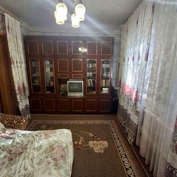 Продам  будинки 2 в одному дворі, терміново